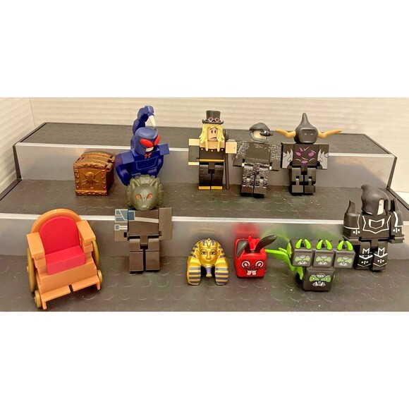 R0BL0X Toys Action Mini Figures Lot Mixed Series LOT OF 9 Figures NO CODES Rare - Picture 2 of 7